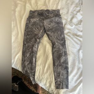 Lululemon Fast & Free Tights ⅞ Size 10